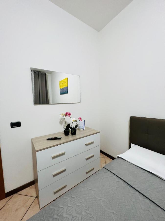 Casa Vacanza Elena 2 Verona Exterior foto